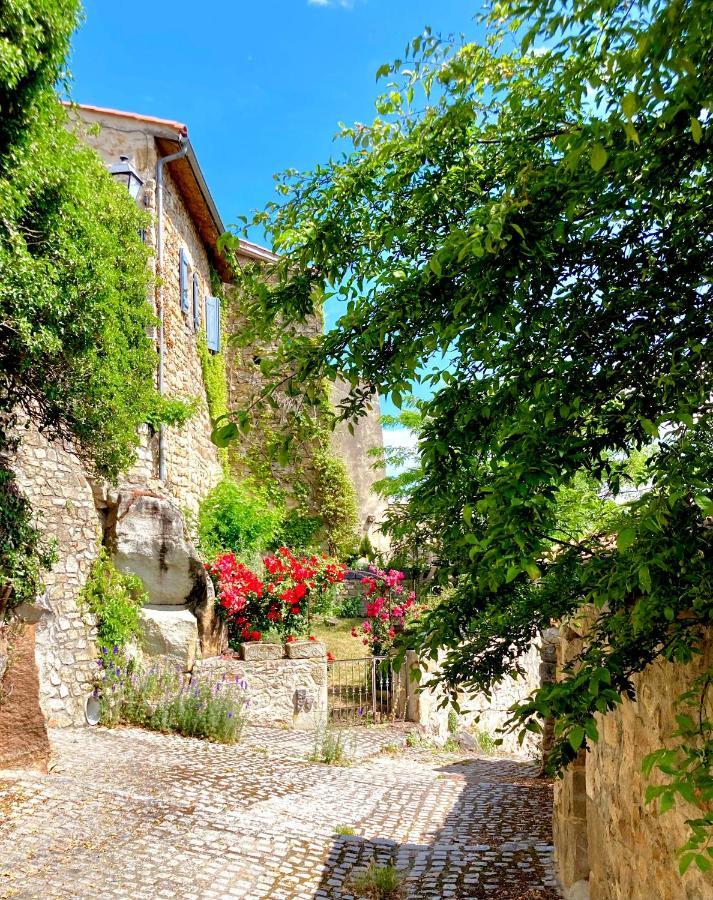Mont2Roux Montpeyroux (Puy-de-Dome) Exterior foto